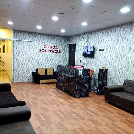 Hotel Gokul Solitaire, Surat Bhatha Exterior photo