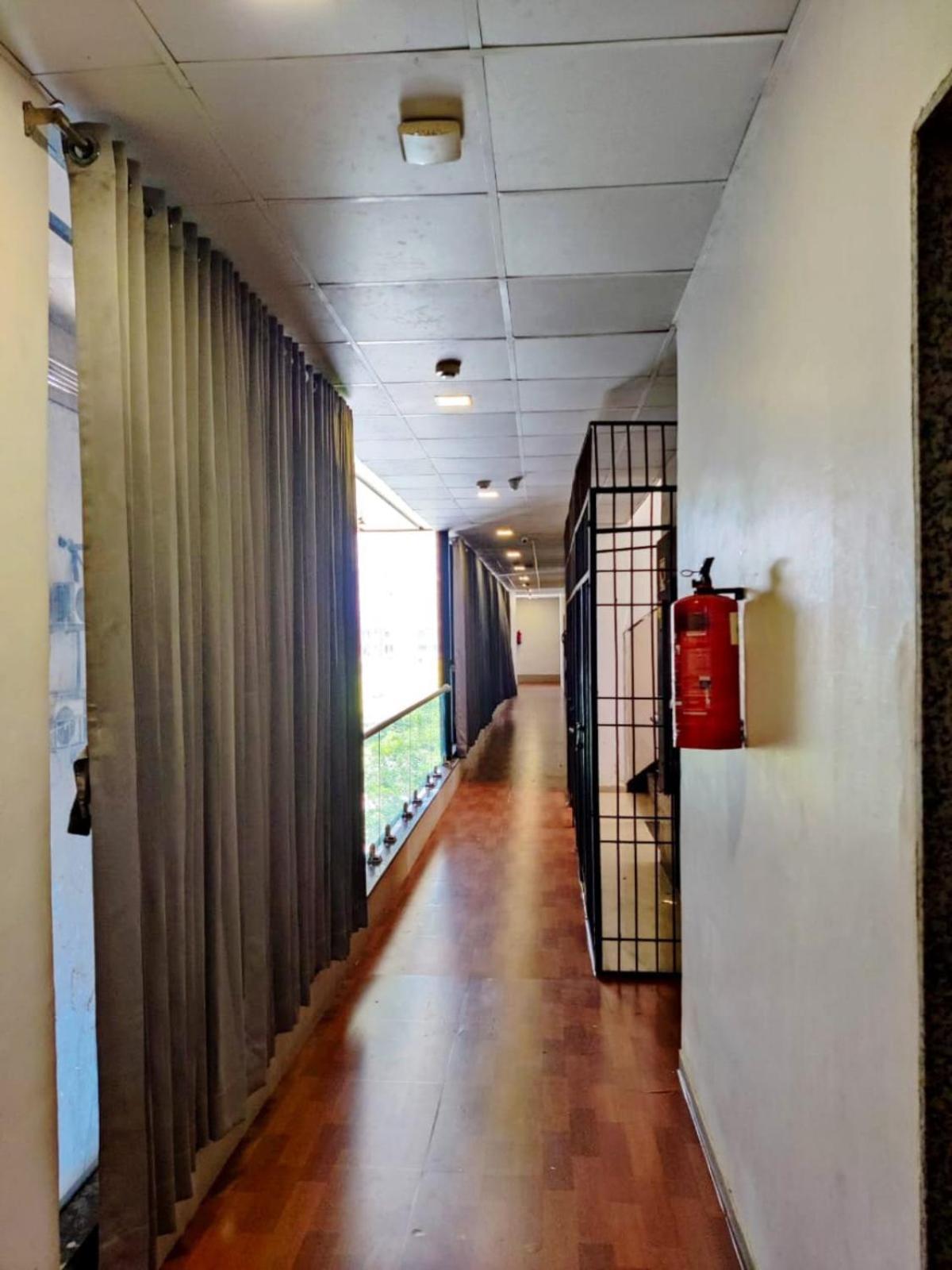 Hotel Gokul Solitaire, Surat Bhatha Exterior photo